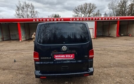 Volkswagen Caravelle T5, 2012 год, 1 550 000 рублей, 11 фотография
