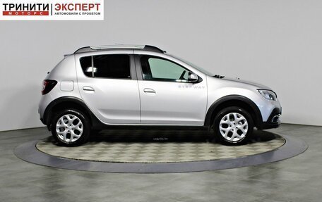 Renault Sandero II рестайлинг, 2019 год, 1 567 000 рублей, 4 фотография
