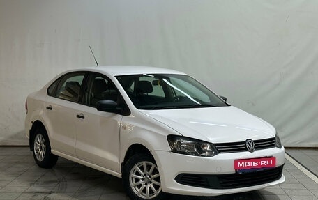 Volkswagen Polo VI (EU Market), 2012 год, 490 000 рублей, 2 фотография