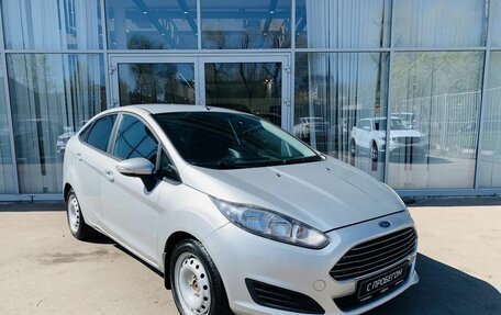 Ford Fiesta, 2015 год, 820 000 рублей, 3 фотография