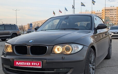 BMW 1 серия, 2007 год, 800 000 рублей, 1 фотография