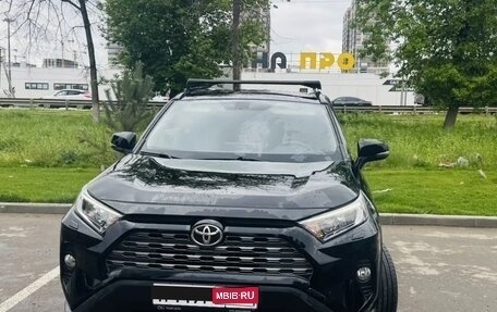 Toyota RAV4, 2020 год, 3 300 000 рублей, 1 фотография