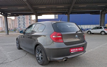 BMW 1 серия, 2007 год, 800 000 рублей, 3 фотография