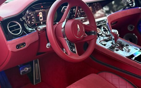 Bentley Continental GT III, 2022 год, 35 000 000 рублей, 4 фотография