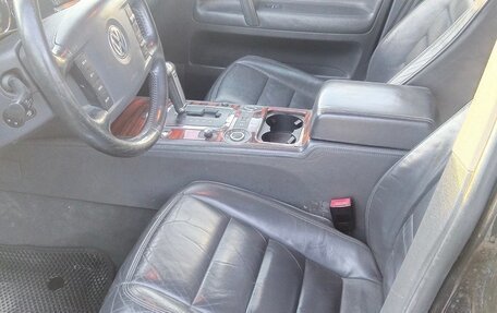 Volkswagen Touareg III, 2005 год, 790 000 рублей, 11 фотография