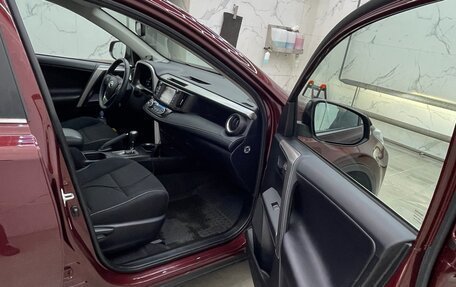 Toyota RAV4, 2018 год, 2 320 000 рублей, 21 фотография