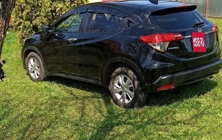 Honda Vezel, 2020 год, 1 970 000 рублей, 4 фотография