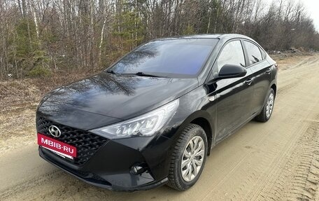 Hyundai Solaris II рестайлинг, 2021 год, 1 300 000 рублей, 2 фотография