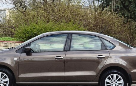 Volkswagen Polo VI (EU Market), 2016 год, 1 220 000 рублей, 2 фотография