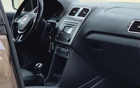 Volkswagen Polo VI (EU Market), 2016 год, 1 220 000 рублей, 12 фотография