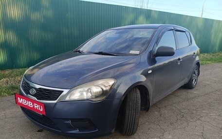 KIA cee'd I рестайлинг, 2011 год, 560 000 рублей, 2 фотография