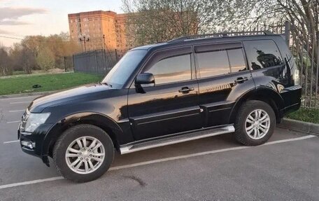 Mitsubishi Pajero IV, 2015 год, 2 870 000 рублей, 6 фотография