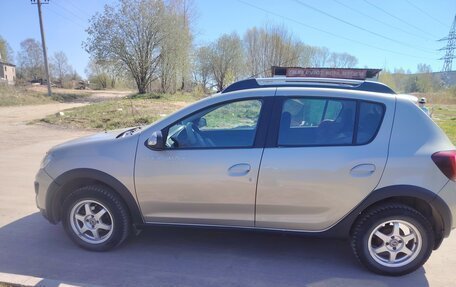 Renault Sandero II рестайлинг, 2015 год, 905 000 рублей, 5 фотография