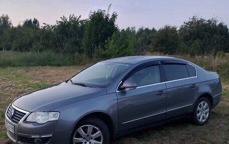 Volkswagen Passat B6, 2007 год, 499 000 рублей, 2 фотография