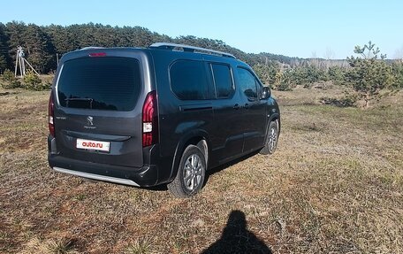 Peugeot Rifter I, 2019 год, 2 350 000 рублей, 8 фотография
