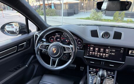 Porsche Cayenne III, 2022 год, 13 850 000 рублей, 8 фотография