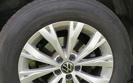 Volkswagen Tiguan II, 2021 год, 3 180 000 рублей, 10 фотография