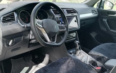 Volkswagen Tiguan II, 2021 год, 3 180 000 рублей, 28 фотография