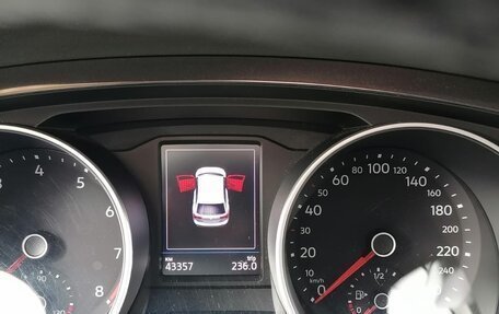 Volkswagen Tiguan II, 2021 год, 3 180 000 рублей, 29 фотография