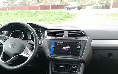 Volkswagen Tiguan II, 2021 год, 3 180 000 рублей, 31 фотография