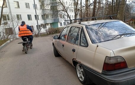 Daewoo Nexia I рестайлинг, 1997 год, 65 000 рублей, 13 фотография