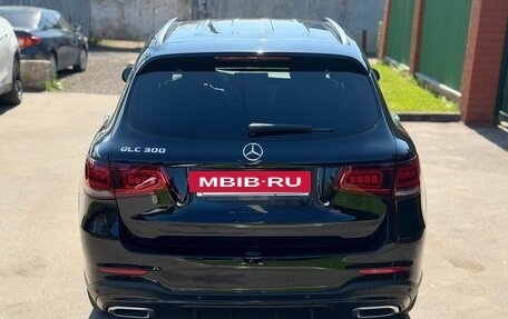 Mercedes-Benz GLC, 2020 год, 3 990 000 рублей, 7 фотография