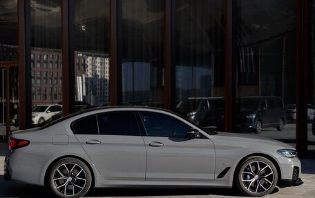BMW 5 серия, 2021 год, 5 700 000 рублей, 5 фотография