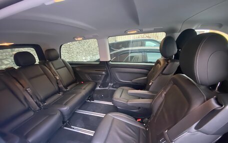 Mercedes-Benz Vito, 2016 год, 3 300 000 рублей, 4 фотография