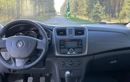 Renault Logan II, 2014 год, 565 000 рублей, 10 фотография