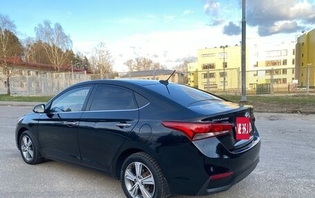 Hyundai Solaris II рестайлинг, 2018 год, 1 340 000 рублей, 10 фотография