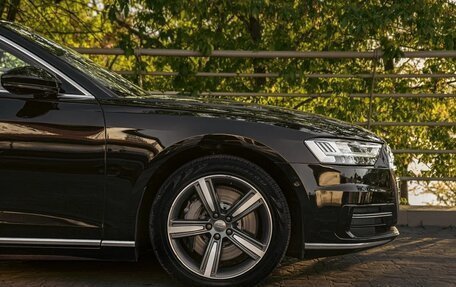 Audi A8, 2018 год, 4 650 000 рублей, 17 фотография