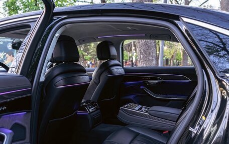 Audi A8, 2018 год, 4 650 000 рублей, 23 фотография