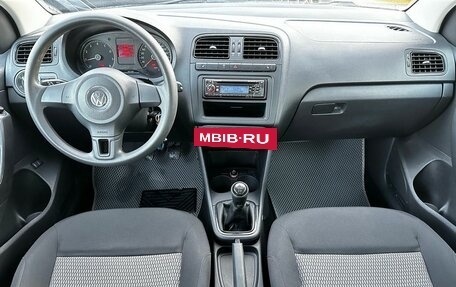 Volkswagen Polo VI (EU Market), 2012 год, 850 000 рублей, 14 фотография
