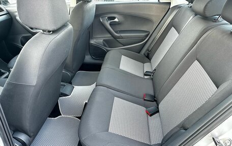 Volkswagen Polo VI (EU Market), 2012 год, 850 000 рублей, 21 фотография