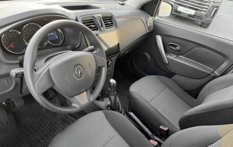 Renault Logan II, 2016 год, 445 000 рублей, 7 фотография