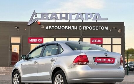 Volkswagen Polo VI (EU Market), 2012 год, 850 000 рублей, 3 фотография