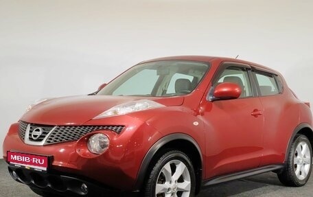 Nissan Juke II, 2012 год, 850 000 рублей, 1 фотография
