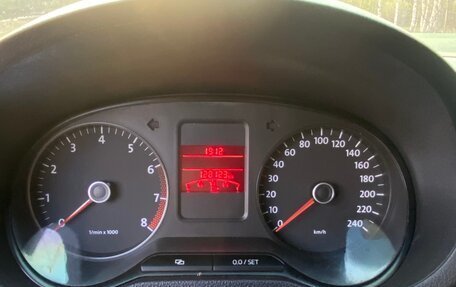 Volkswagen Polo VI (EU Market), 2011 год, 900 000 рублей, 9 фотография