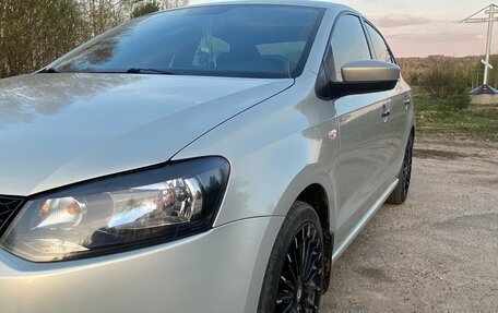 Volkswagen Polo VI (EU Market), 2011 год, 900 000 рублей, 11 фотография