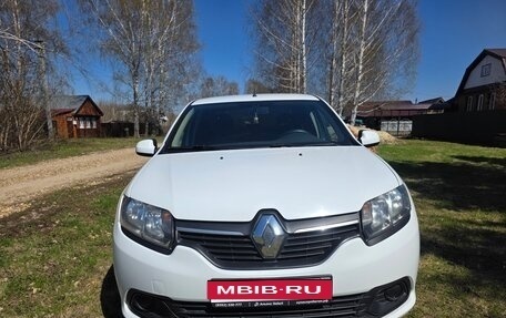 Renault Logan II, 2017 год, 830 000 рублей, 1 фотография