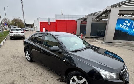 Chevrolet Cruze II, 2010 год, 660 000 рублей, 4 фотография