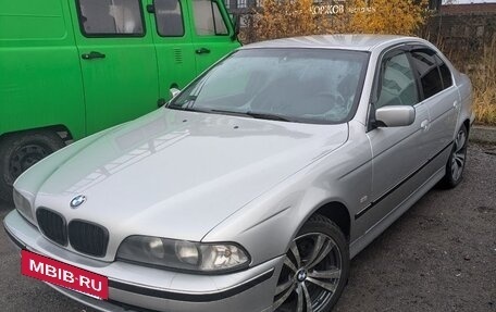 BMW 5 серия, 2000 год, 700 000 рублей, 2 фотография