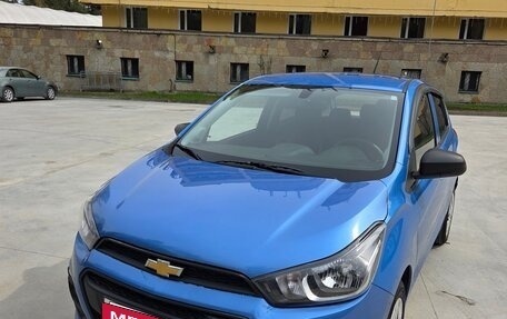 Chevrolet Spark IV, 2016 год, 890 000 рублей, 3 фотография