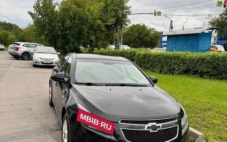 Chevrolet Cruze II, 2010 год, 660 000 рублей, 7 фотография