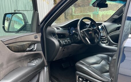 Cadillac Escalade IV, 2019 год, 3 200 000 рублей, 10 фотография