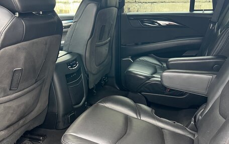 Cadillac Escalade IV, 2019 год, 3 200 000 рублей, 14 фотография