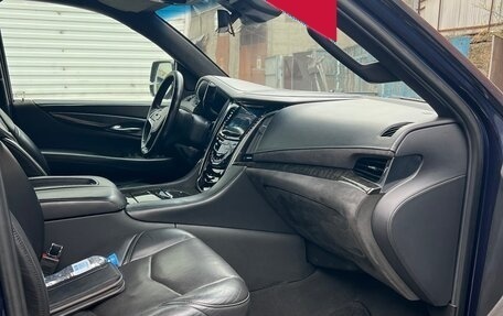 Cadillac Escalade IV, 2019 год, 3 200 000 рублей, 7 фотография