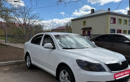 Skoda Octavia, 2012 год, 819 000 рублей, 2 фотография