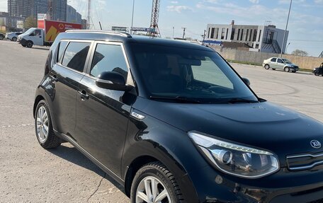 KIA Soul II рестайлинг, 2017 год, 1 300 000 рублей, 5 фотография