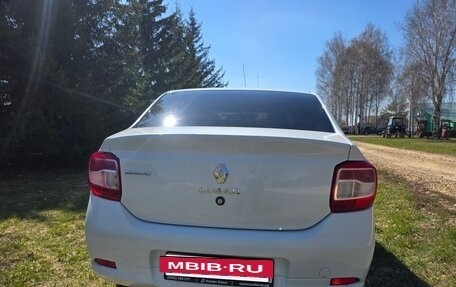 Renault Logan II, 2017 год, 830 000 рублей, 2 фотография